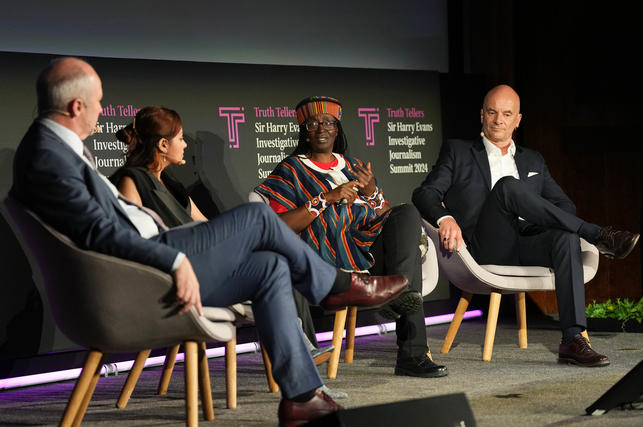 The Evolving Newsroom